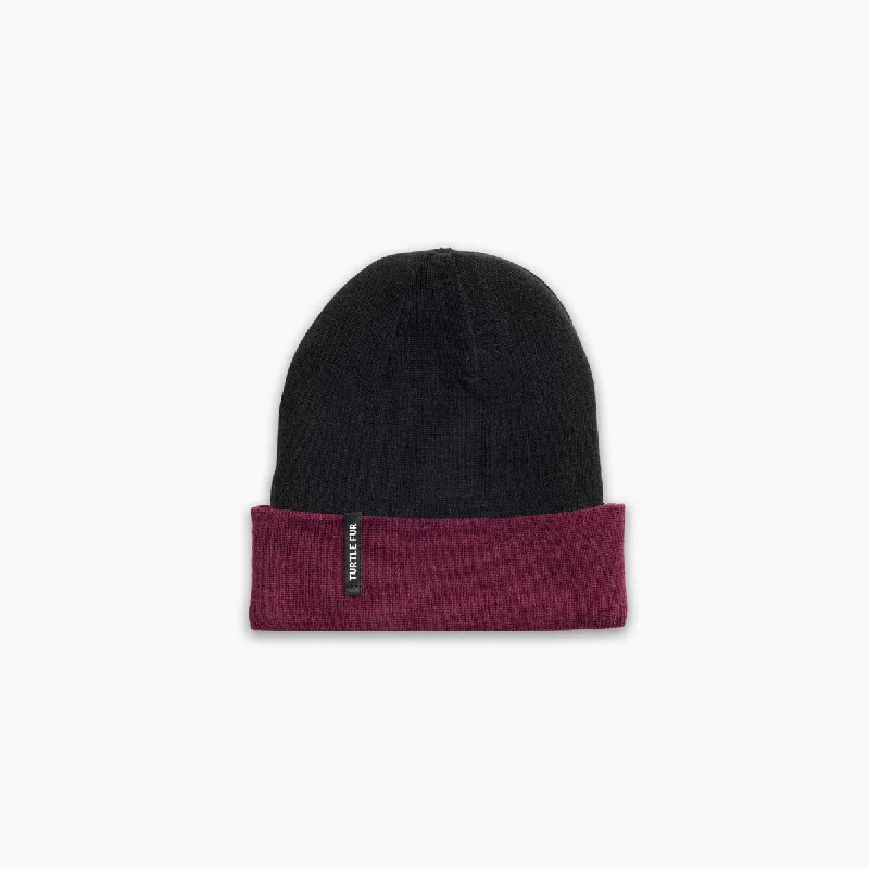 Polylana Danimal Beanie - Wine